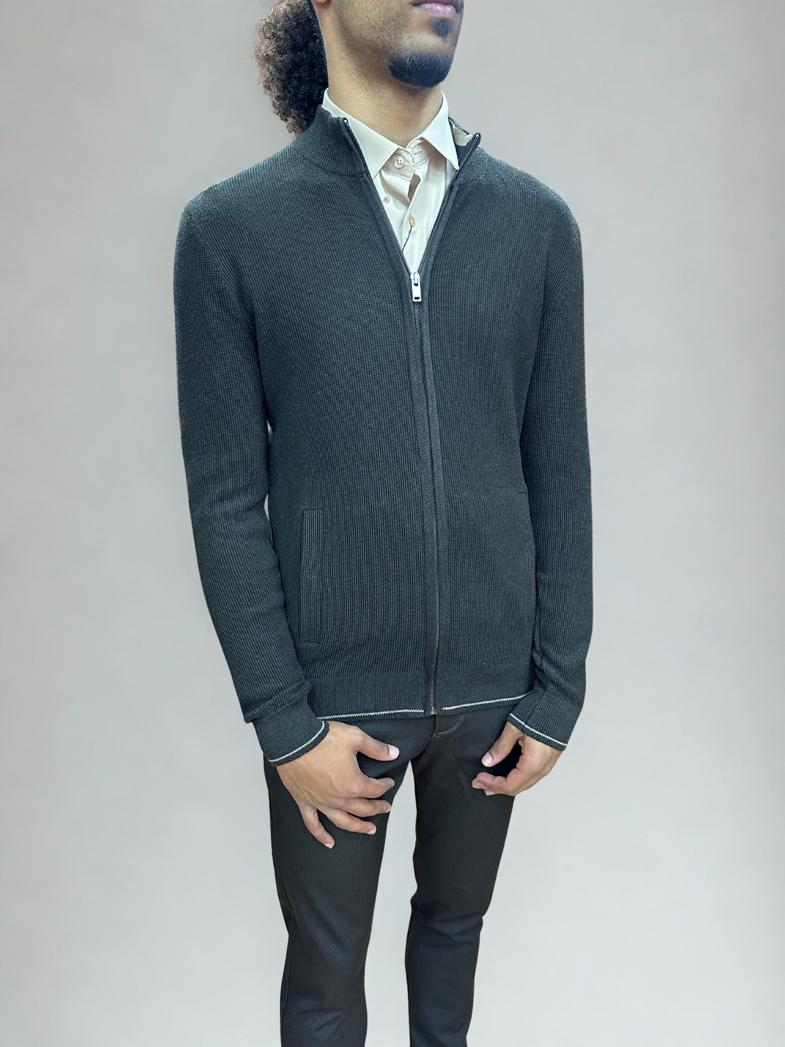 Gebreid Vest met Ritssluiting – Bruin