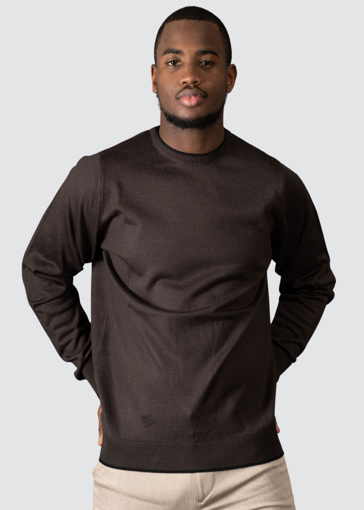 AVBA Classic Sweater: A Stylish Expression of Luxurious Beige