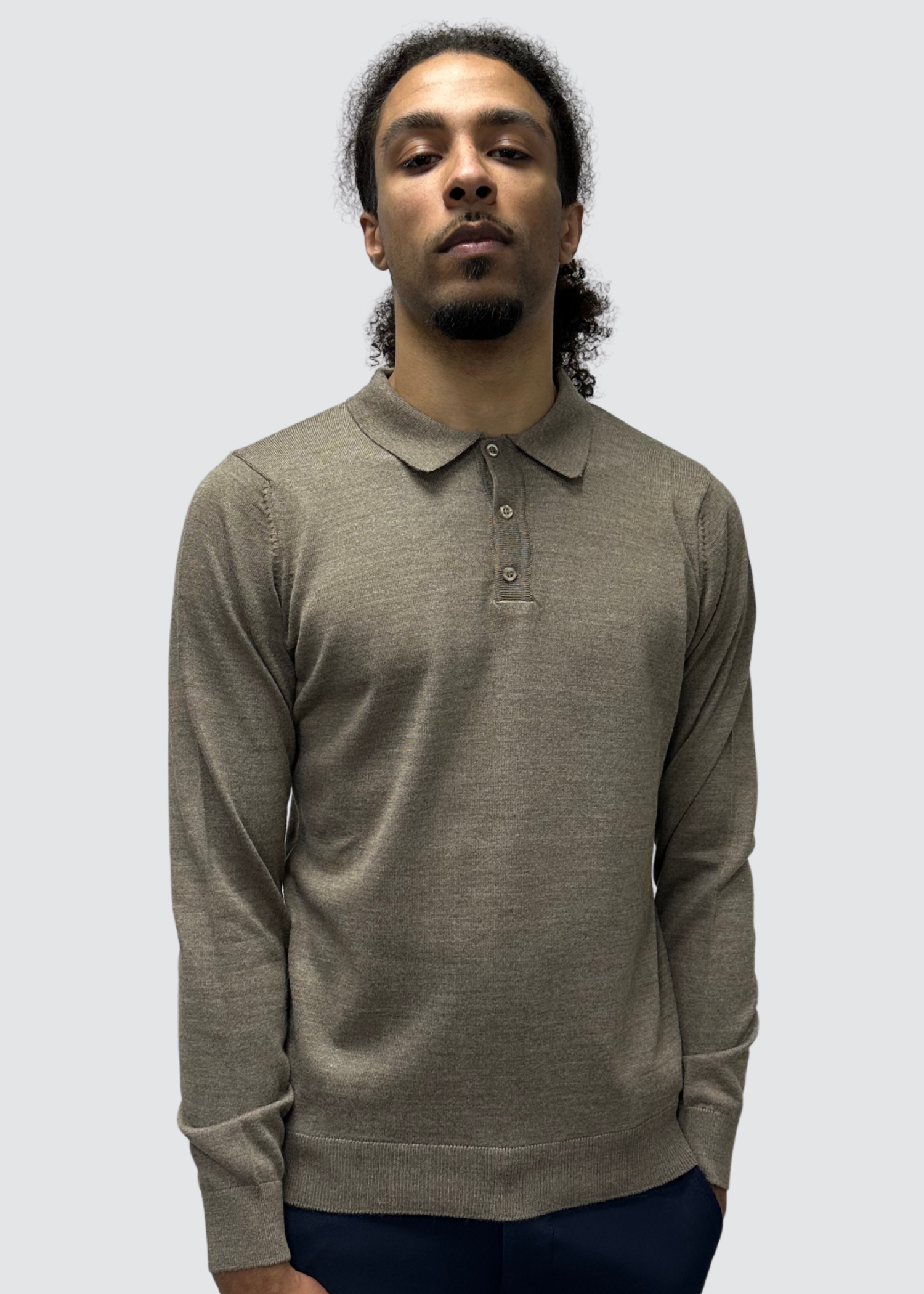 AVBA Polo Sweater: A Stylish Expression of Luxury Black