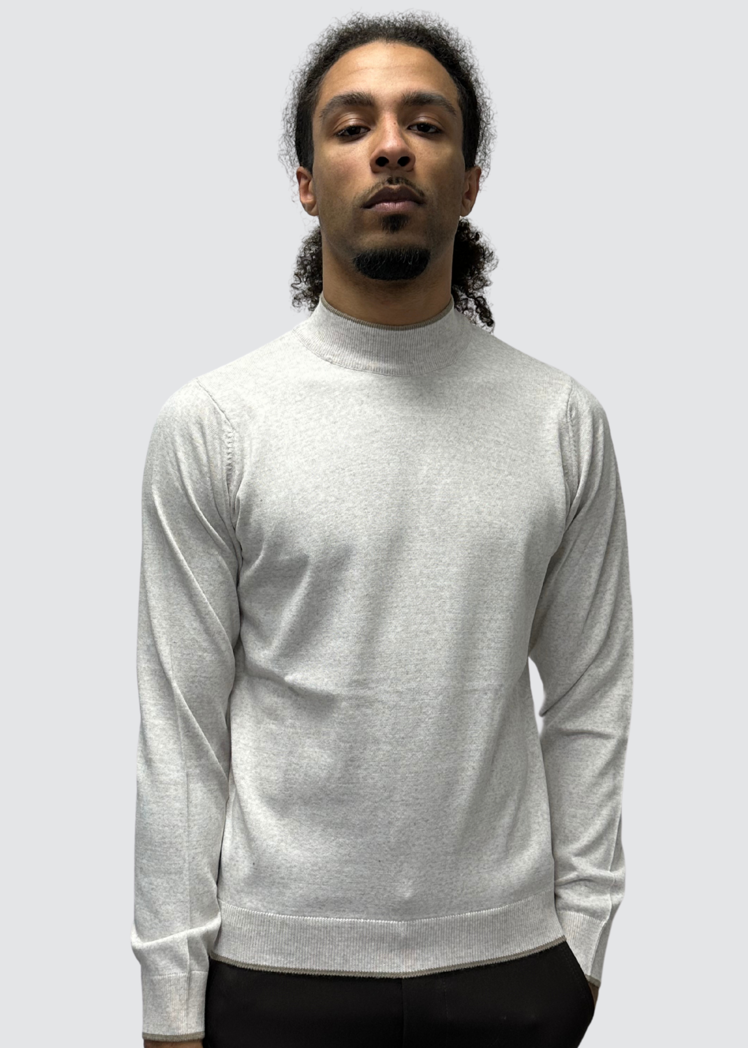 AVBA Classic Sweater: A Stylish Expression of Luxurious Beige