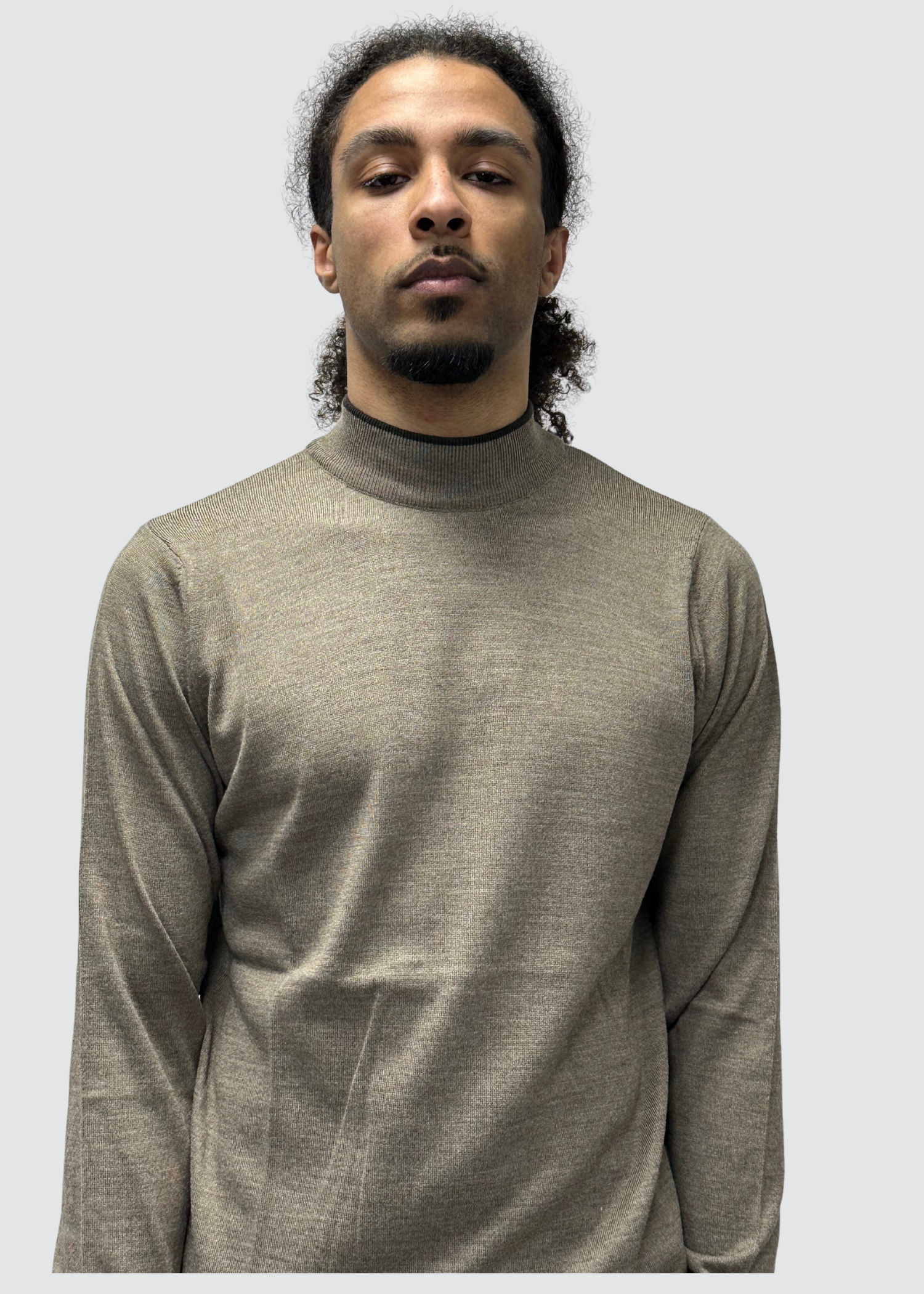 AVBA Turtleneck Sweater: A Stylish Expression of Luxurious Brown