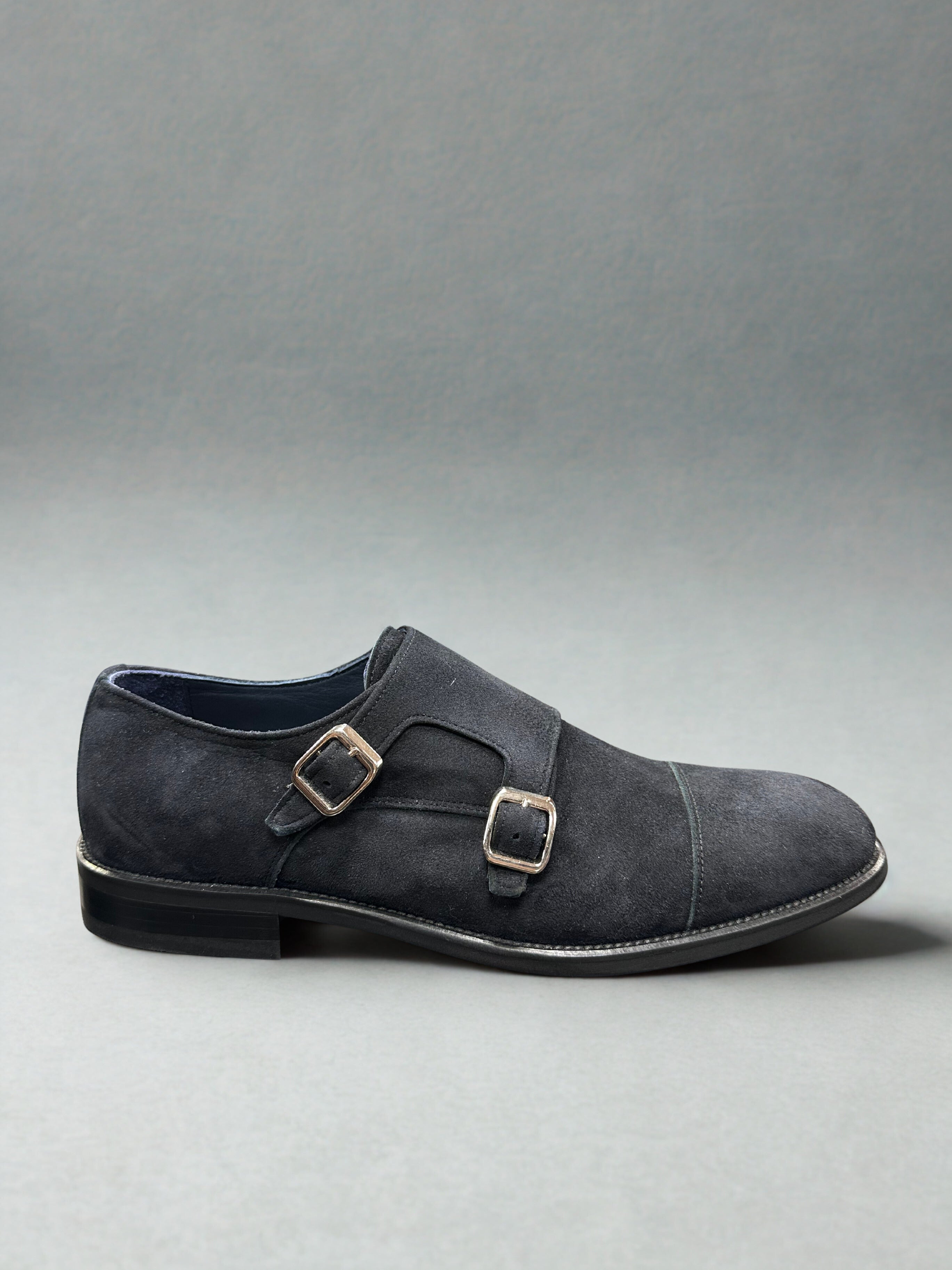 AVBA Buckle shoe suede | Black