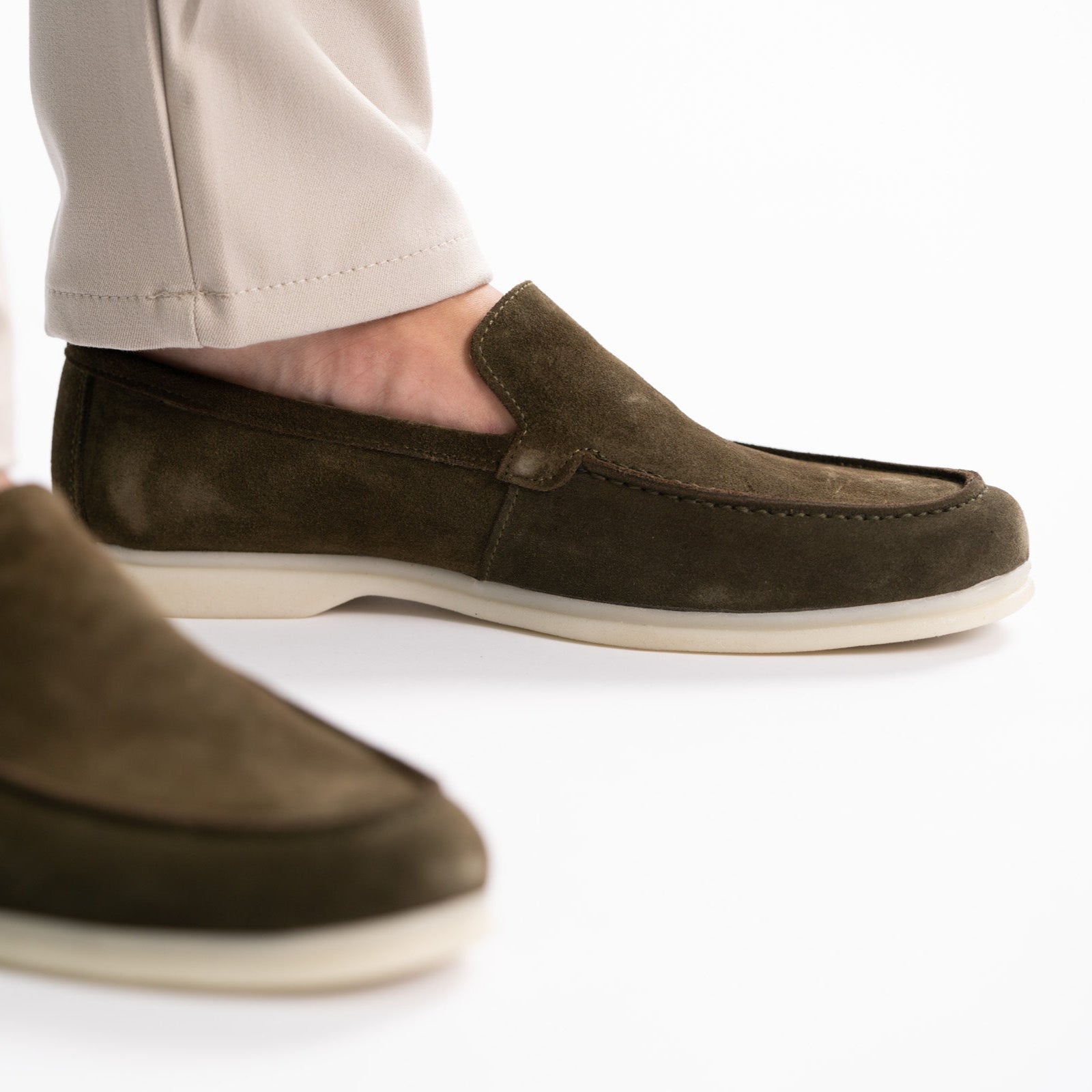 AVBA Loafer suede low | Brown