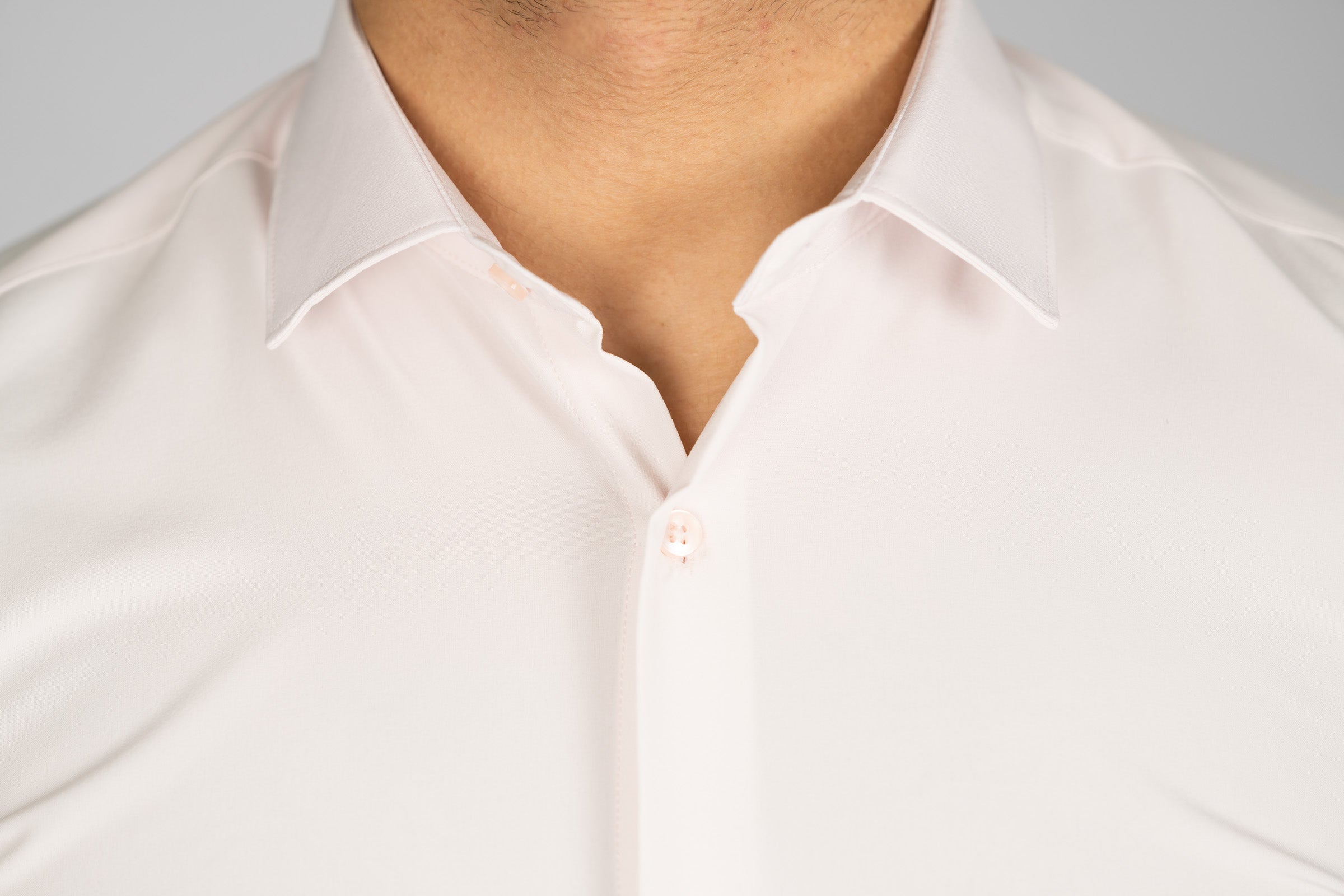 AVBA Slim-Fit Shirt Ivory White - Wrinkle-Free with Stretch for Optimal Comfort