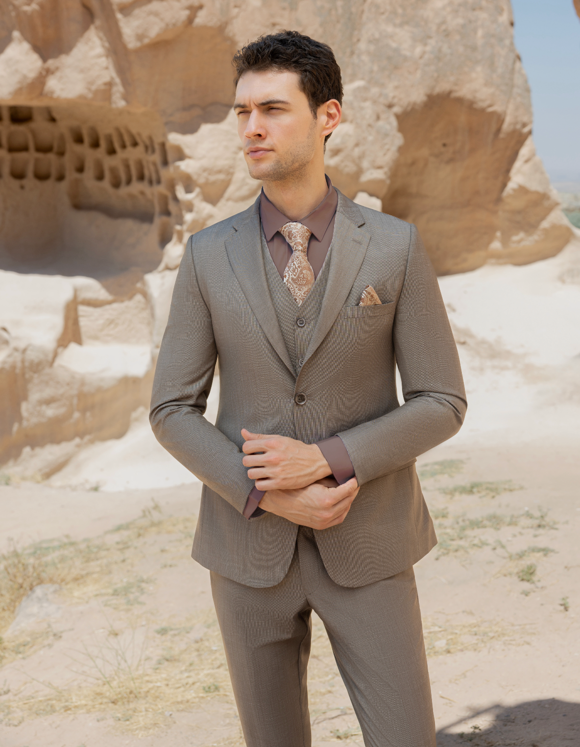 AVBA 3 Piece Suit | Taupe