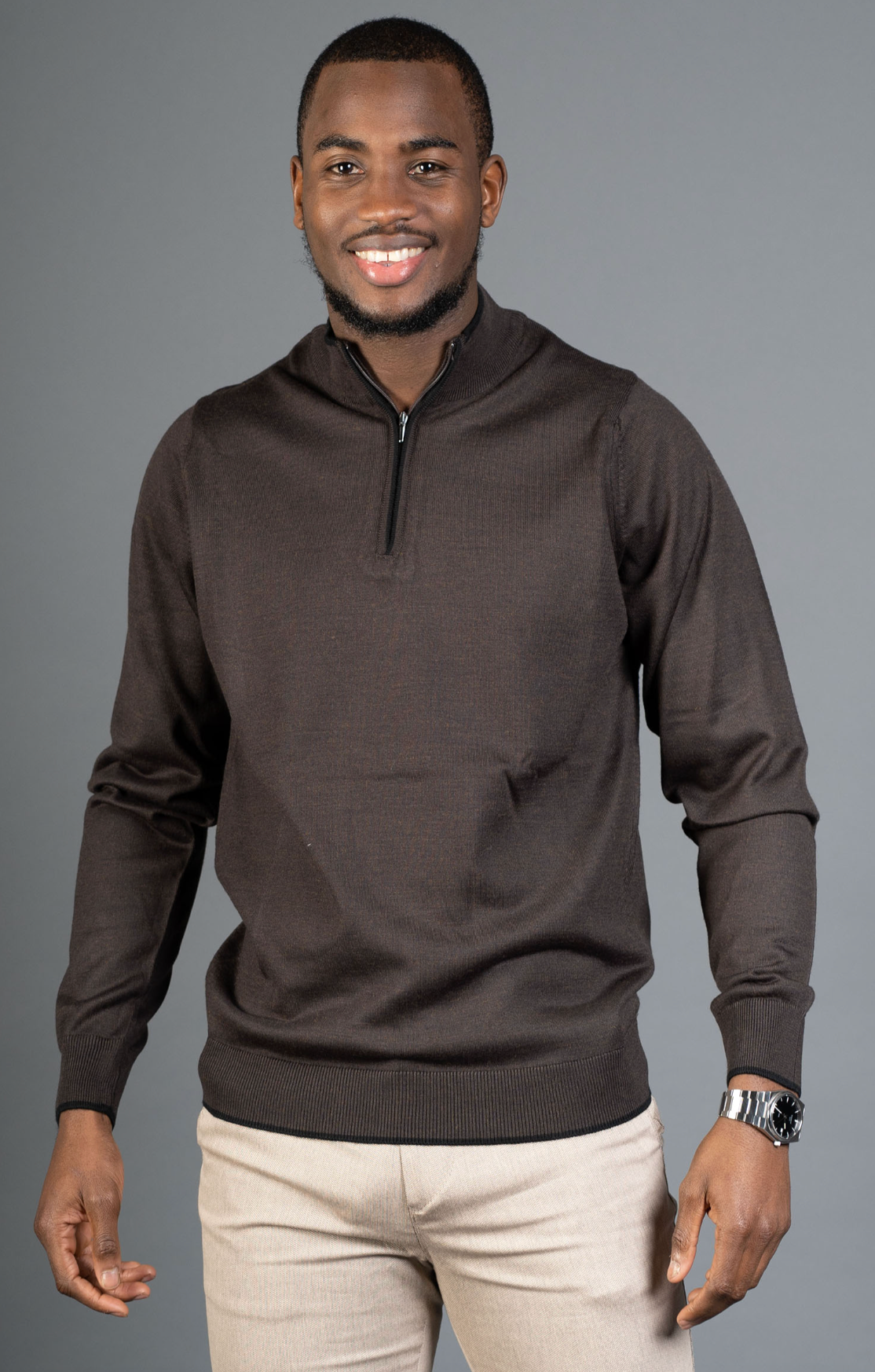 AVBA Half-zip Sweater: A Stylish Expression of Luxury Brown