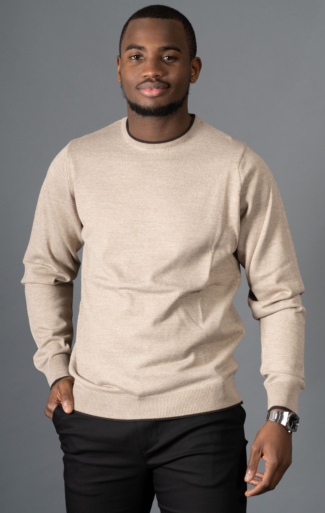 AVBA Classic Sweater: A Stylish Expression of Luxurious Beige