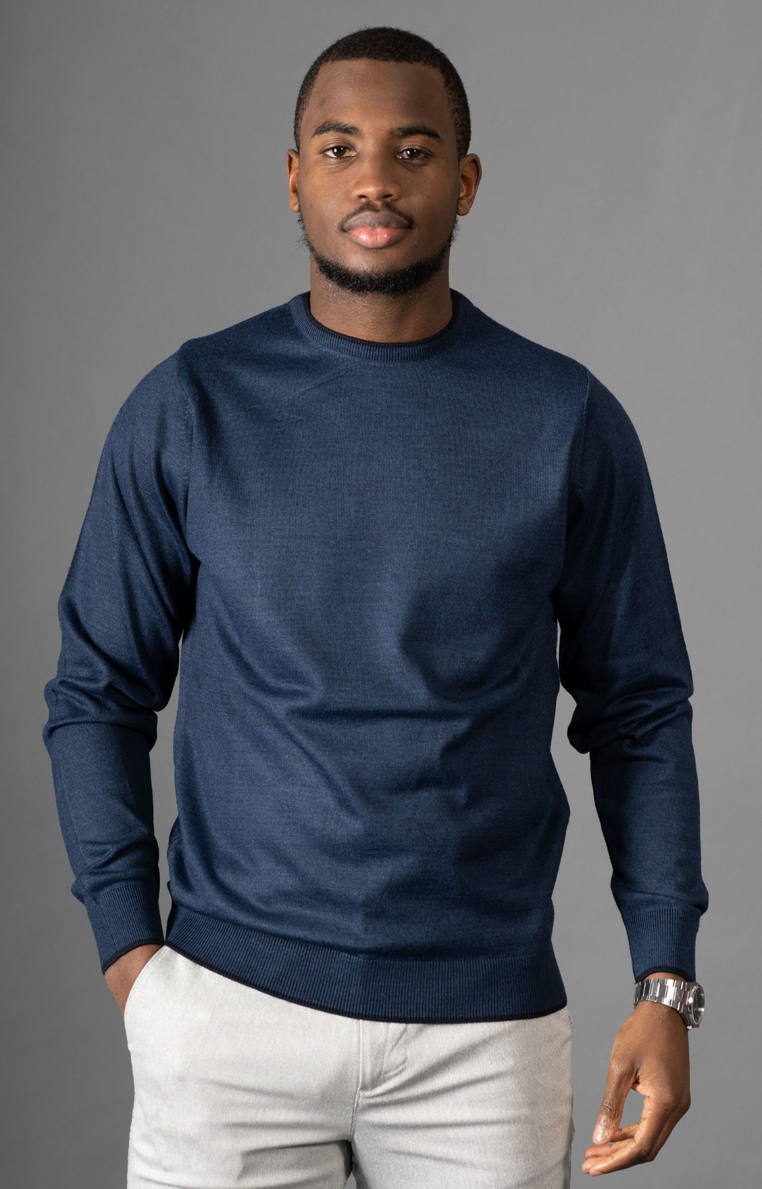 AVBA Classic Sweater: A Stylish Expression of Luxurious Beige