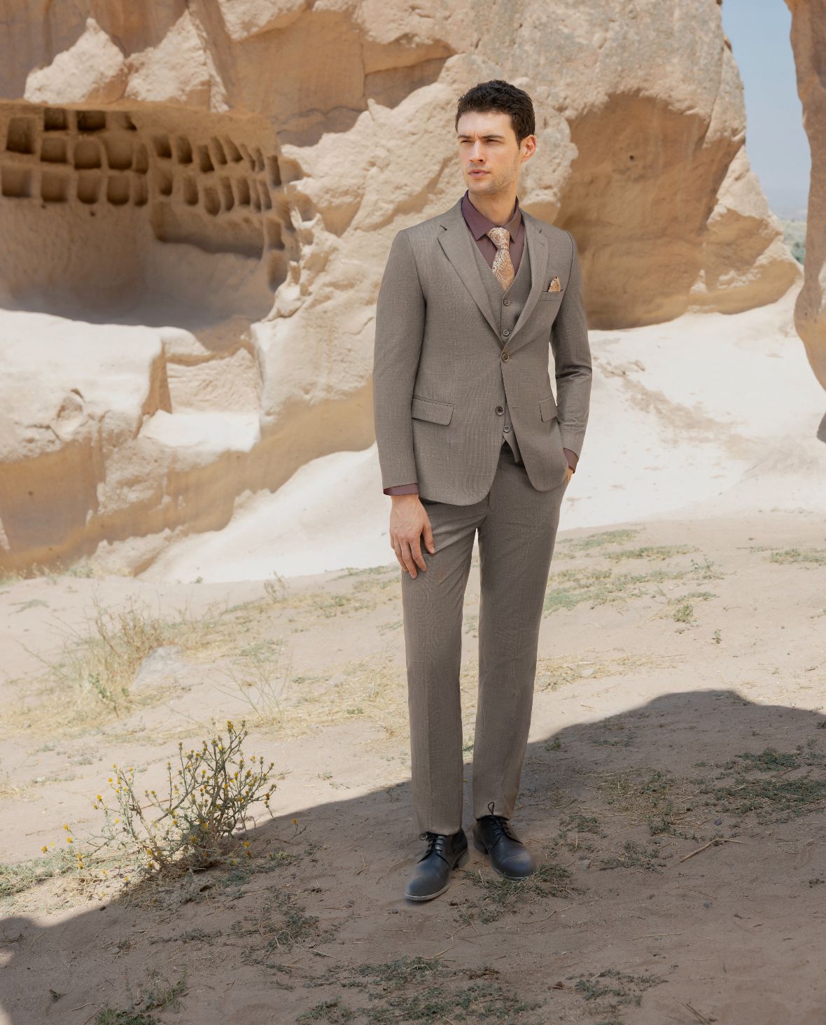 AVBA 3 Piece Suit | Taupe